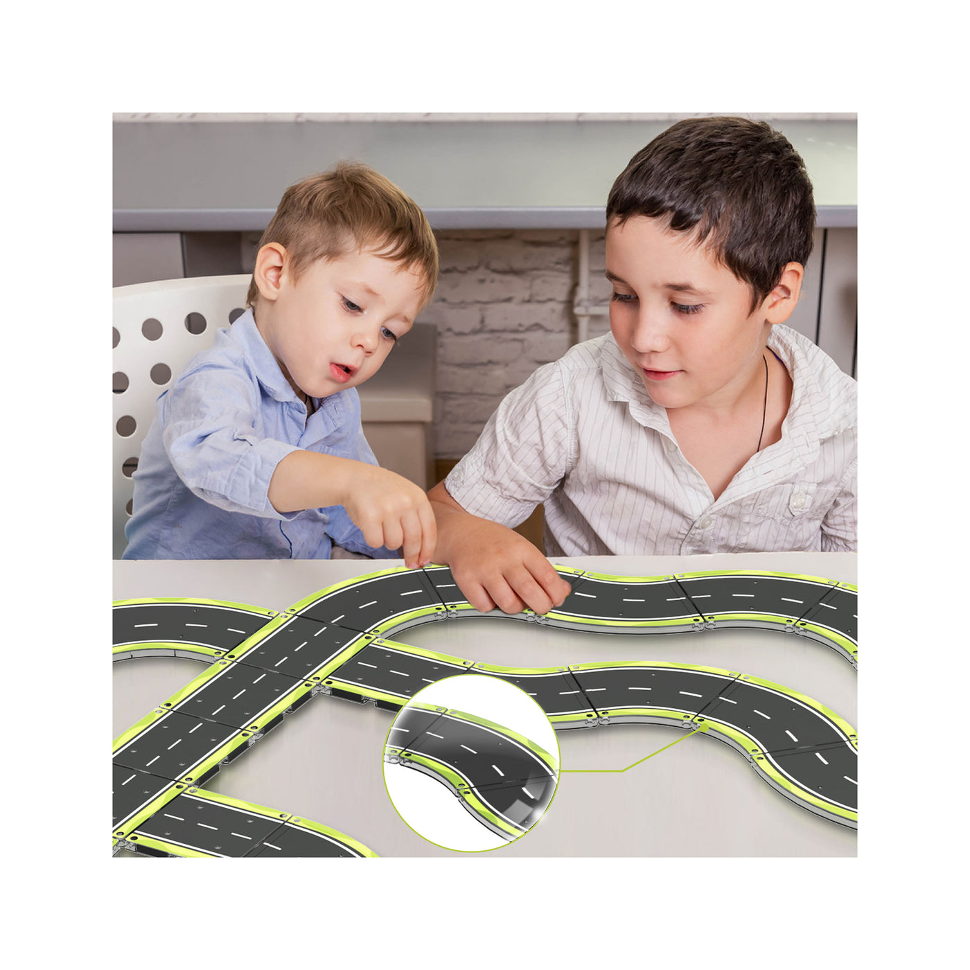 PicassoTiles Magnetic Racetrack Speedway Tiles