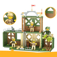 PicassoTiles Brick Block Magnet Tile Military Playset with Action Figures