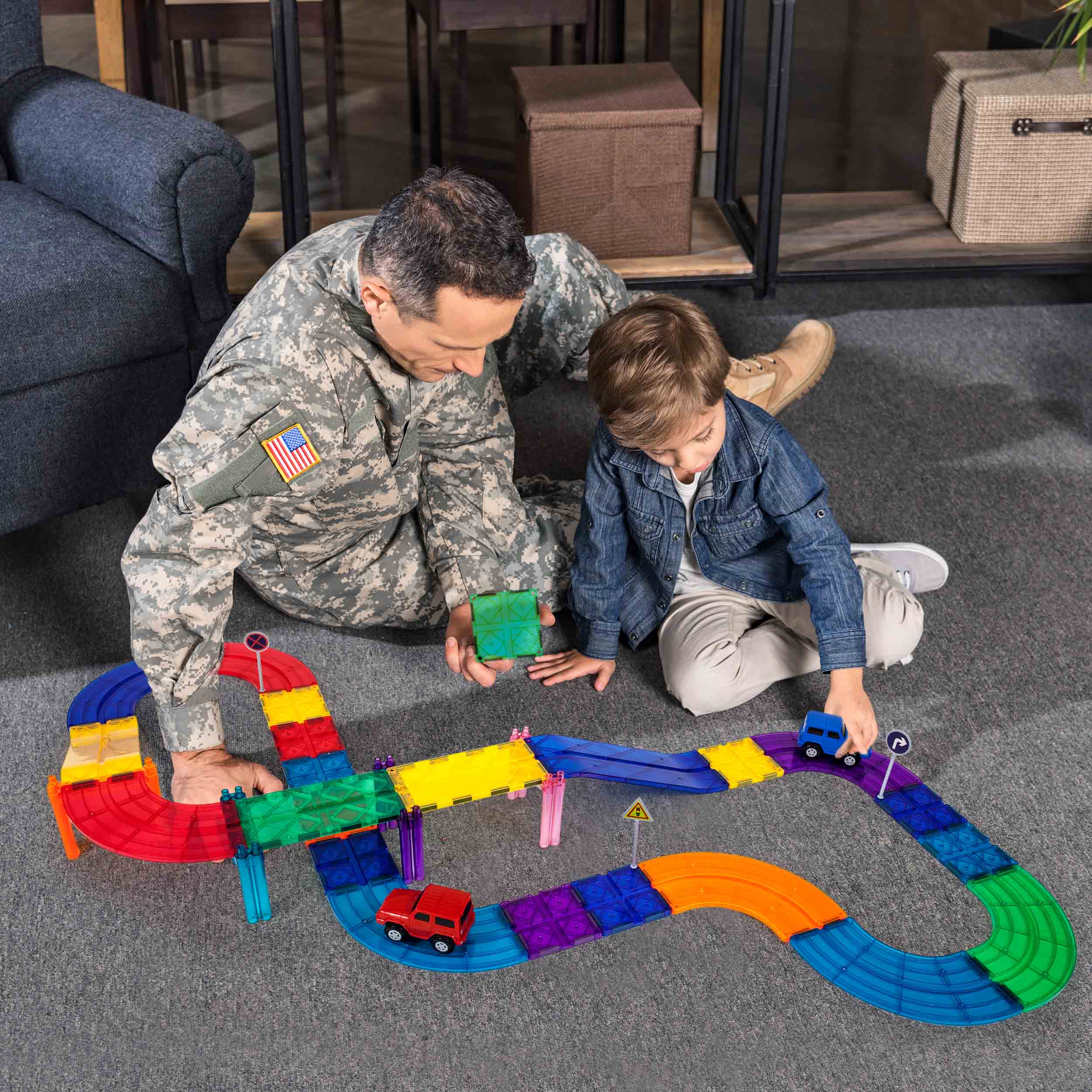 PicassoTiles Magnetic Race Car Track with Trucks Building Set